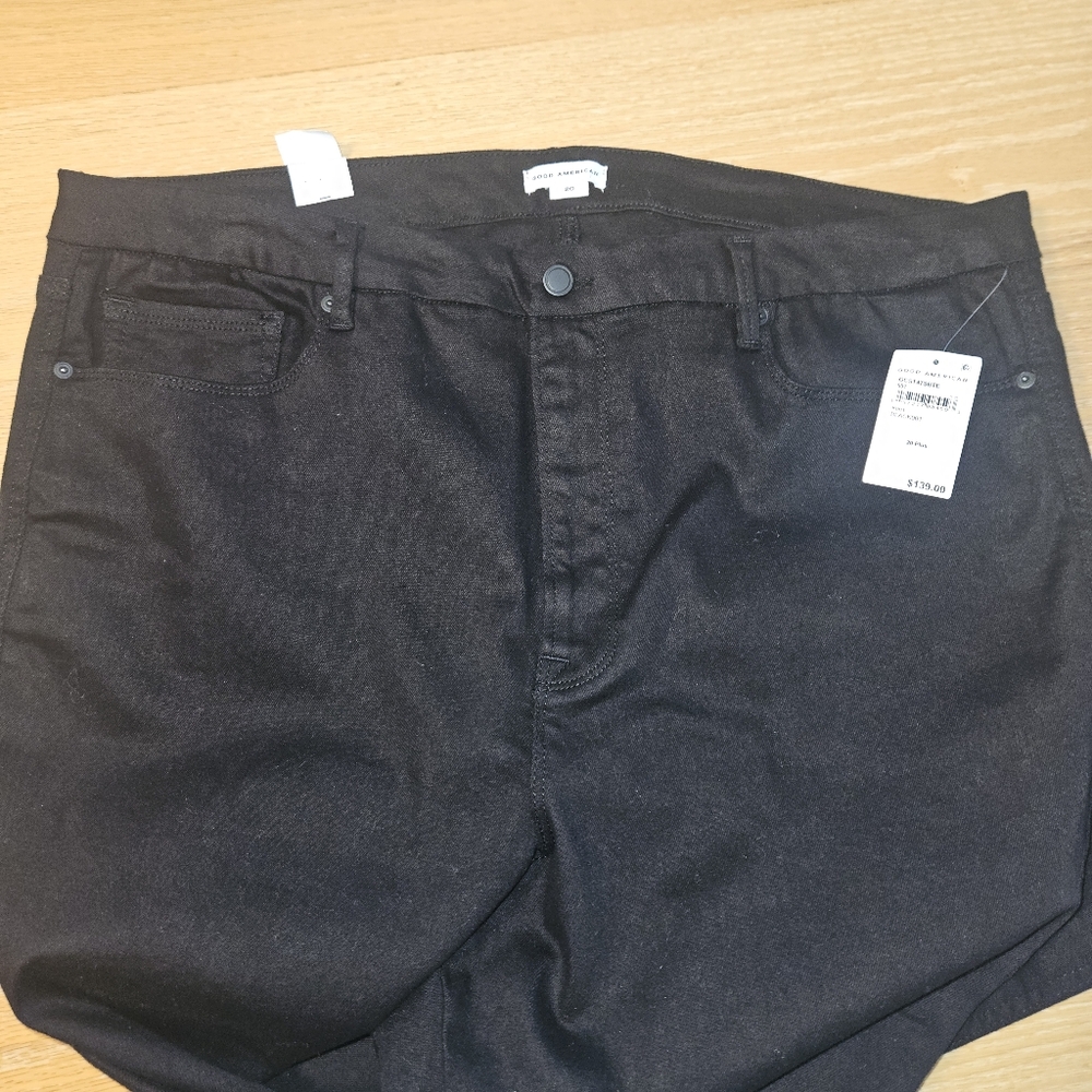 Good American Good Curve Straight Black Denim: 20 Plus 28" Inseam - Picture 6 of 13